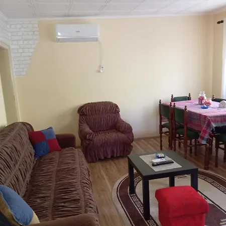 Seosko Domacinstvo Radovanovic Holiday home *