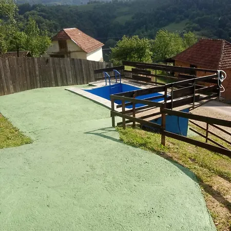 Holiday home Seosko Domacinstvo Radovanovic *